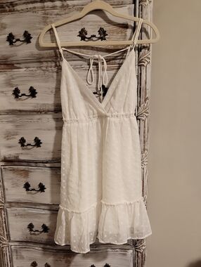 ILLA ILLA White Swiss Dot Ruffle Mini Dress